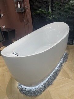 Customization Oval Stand Alone Bathtub Egg Shaped Freestanding Bath Space Saving