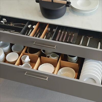 Flame Retardant Kitchen Storage Cabinets With Customizable Shelving