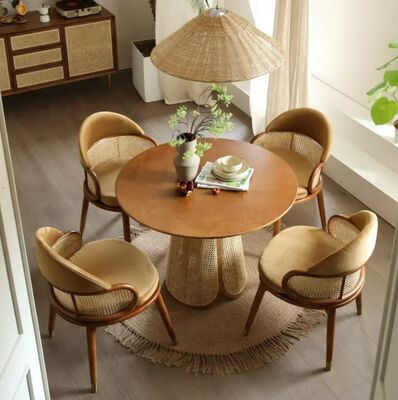 Easy Assembly  Modern Indoor Furniture Sleek Durable Round Dining Table Set