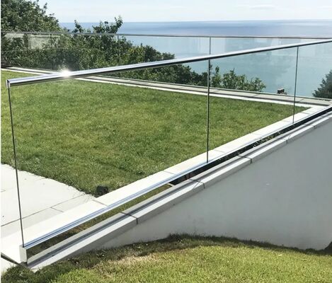 Indoor Outdoor Stainless Steel Railing With Tempered Glass Easy To Clean Sleek Look