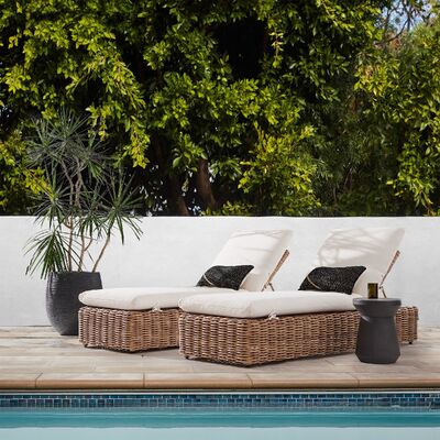 Modern Rattan Outdoor Furniture Customizable  Rattan Sun Lounger Easy To Clean